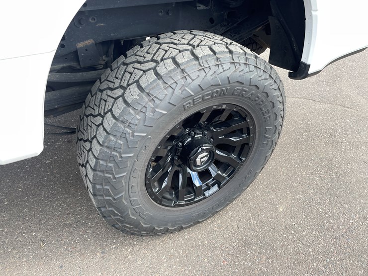 2019-ford-f350-xlt-lariat-image-28