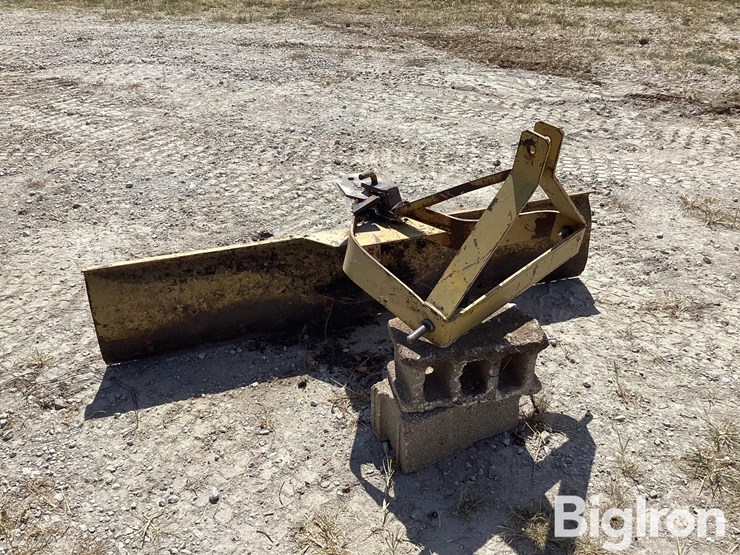 6'-3-pt-rear-blade-image-3