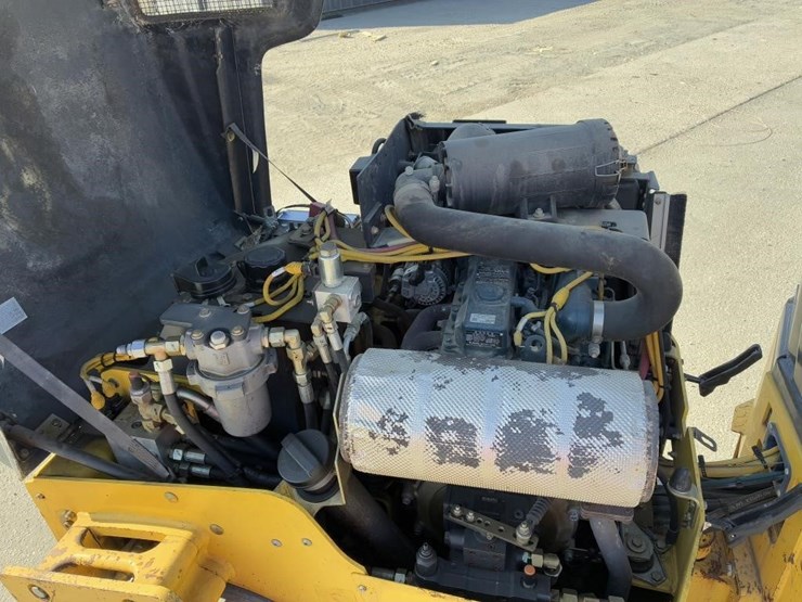 2017-bomag-bw120-image-11