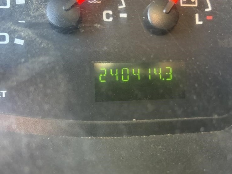 2006-ford-e350-image-18