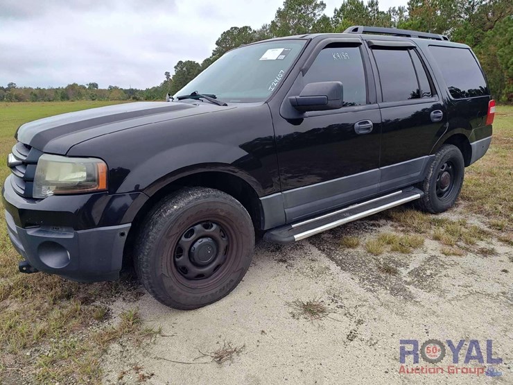 2016-ford-expedition-image-1