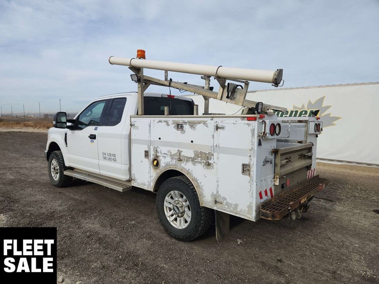 2017-ford-f350-image-3