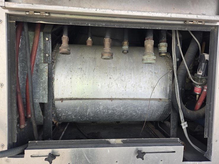 #5022-•-dryair-chm-2200-0300-air-dryer-image-16