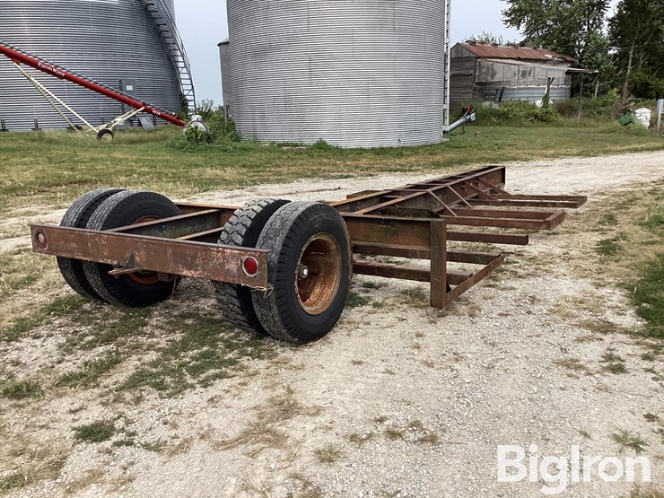 homemade-round-bale-hay-trailer-image-5