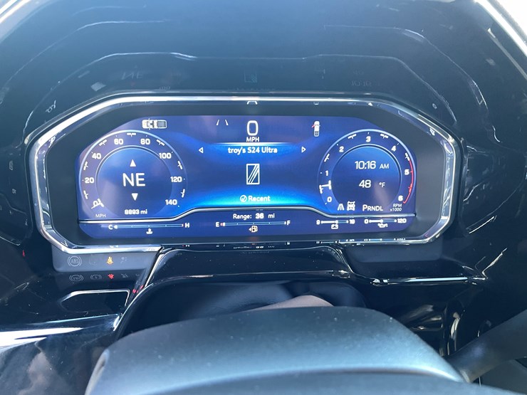 2025-chevrolet-silverado-image-72