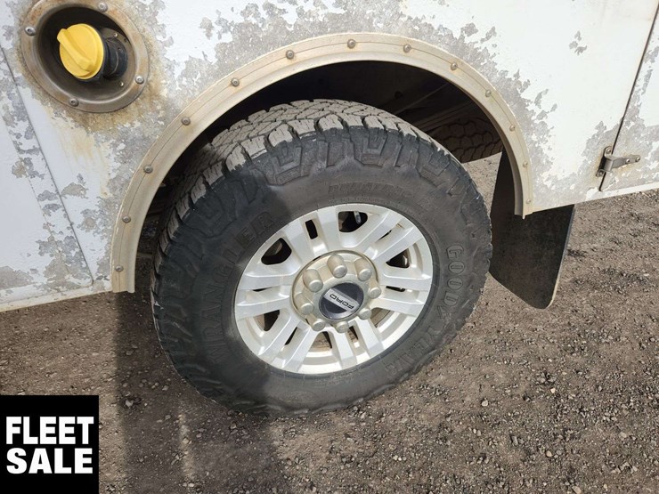 2017-ford-f350-image-38