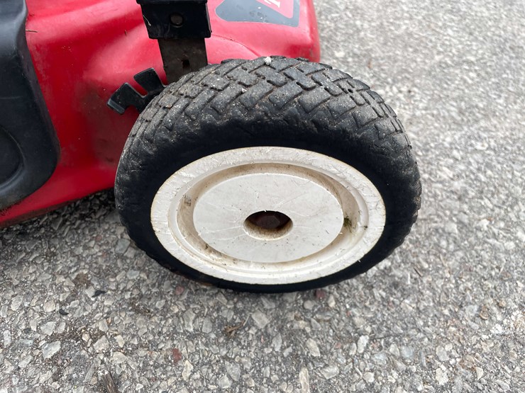 #14027-•-toro-recycler-lawn-mower-(o3)-image-17