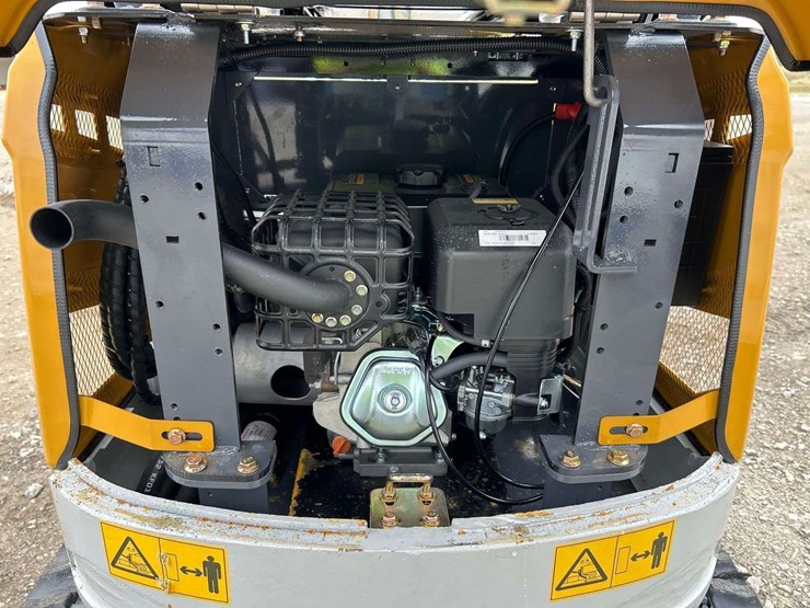 2025-sdlanch-sdle18p-mini-excavator-image-7