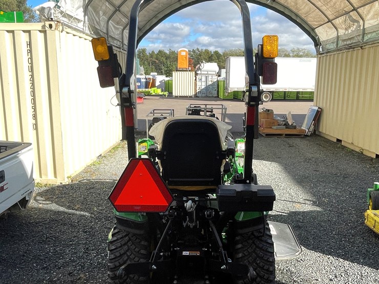 2024-john-deere-1025r-image-6