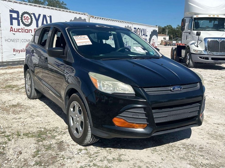 2014-ford-escape-image-2