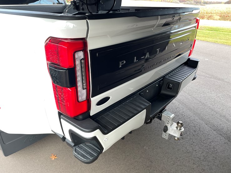 2023-ford-f450-platinum-image-31