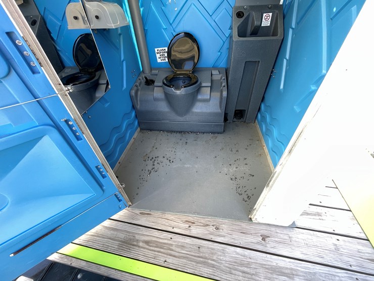 #5659-•-poly-portables-flushable-porta-potty-with-sink-image-6