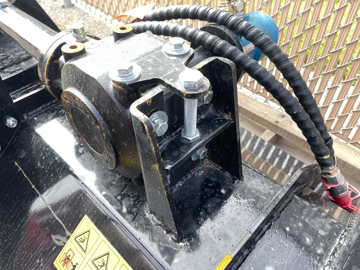 #14000-•-unused-2025-66"-agt-skid-steer-flail-mower-(o11)-image-9