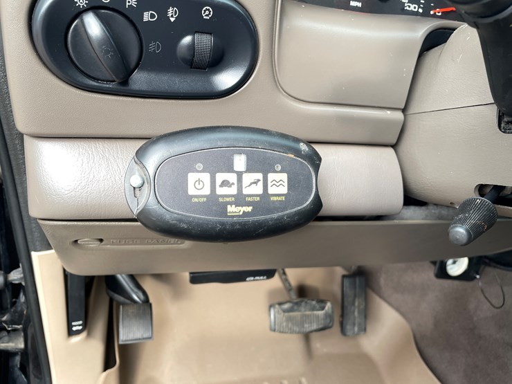 2003-ford-excursion-image-80