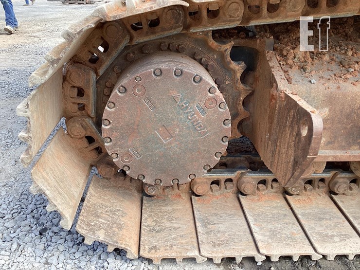 2021-hyundai-hx220l-image-13