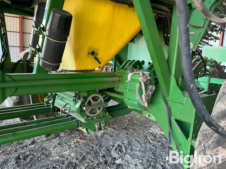 john-deere-1890-image-16