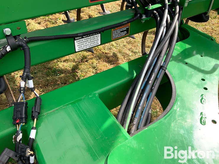 2022-john-deere-2230fh-image-16