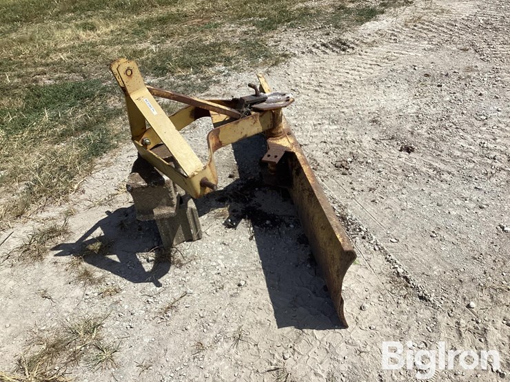 6'-3-pt-rear-blade-image-8