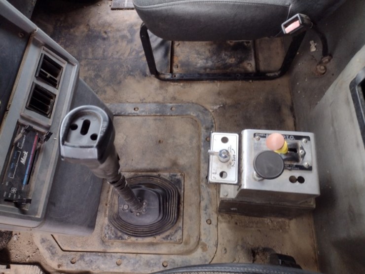 96-mack-ch613-image-10