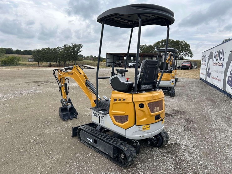 2025-sdlanch-sdle18p-mini-excavator-image-2