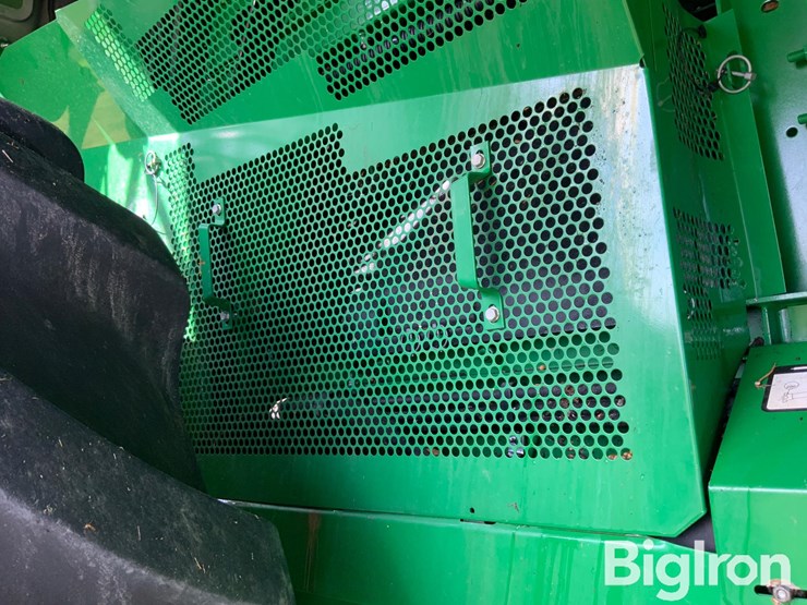 2022-john-deere-s790-image-13