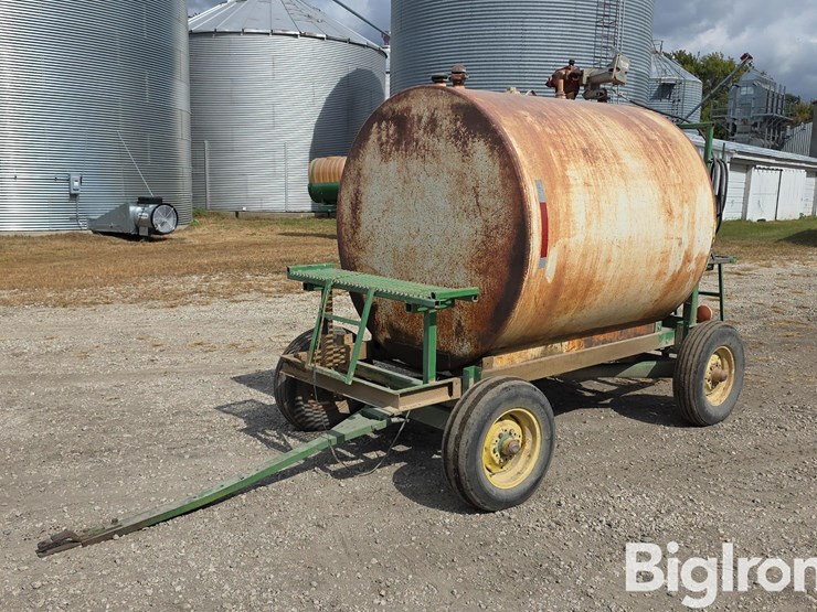 500-gal-portable-fuel-tank-&-pump-image-1