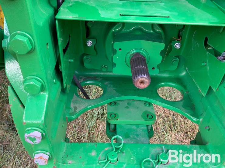 2021-john-deere-8rx-410-image-11