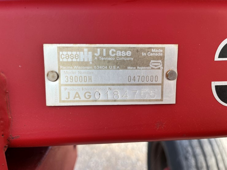 case-ih-3900-image-18