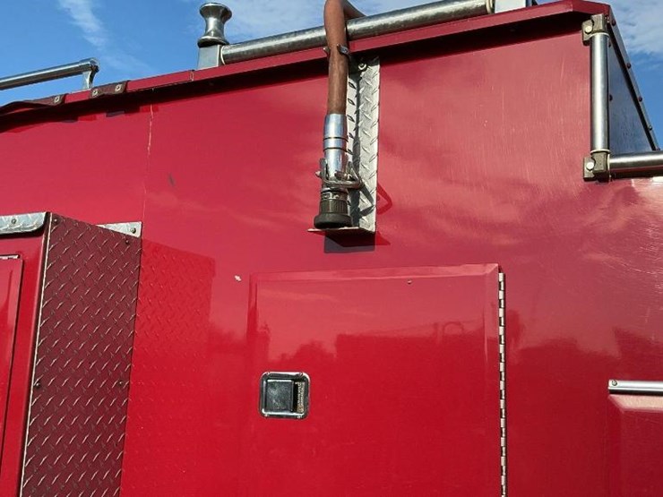 #2000-•-1982-sutphen-deluge-fire-engine-truck-detroit-diesel-6v92ta-image-63