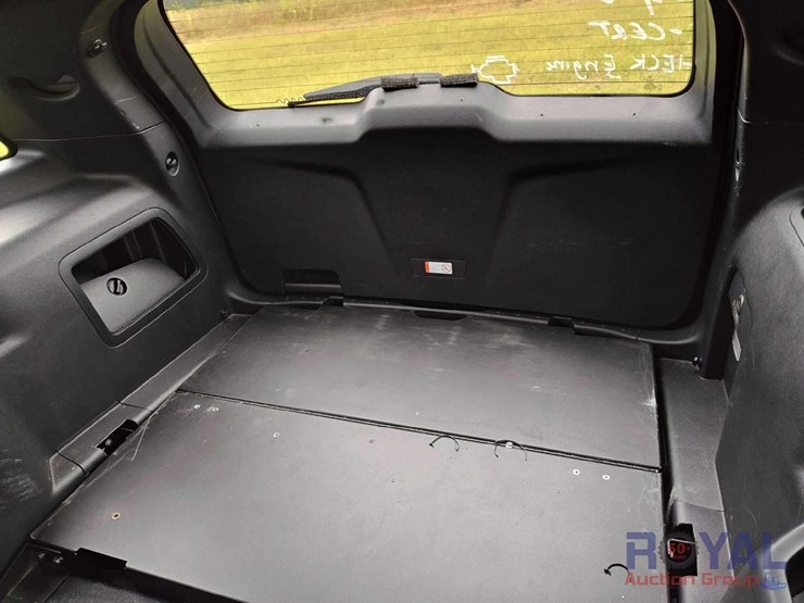 2017-ford-explorer-image-41