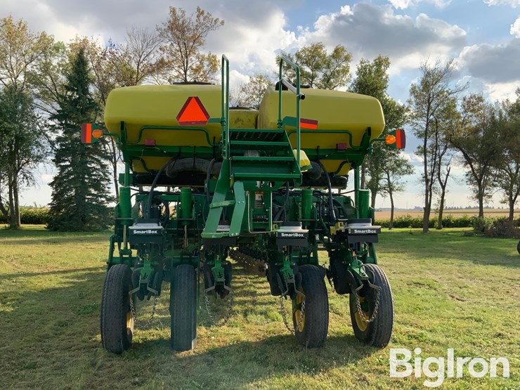 2010-john-deere-1770-image-6