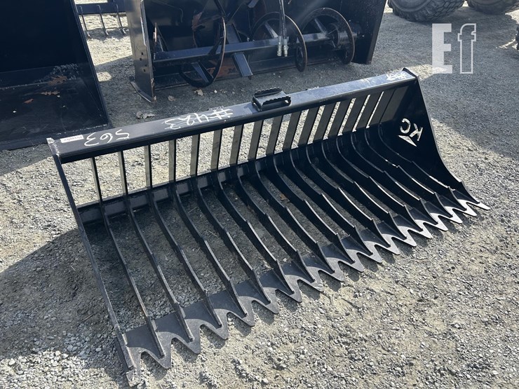 76"-hd-rock-bucket-image-1