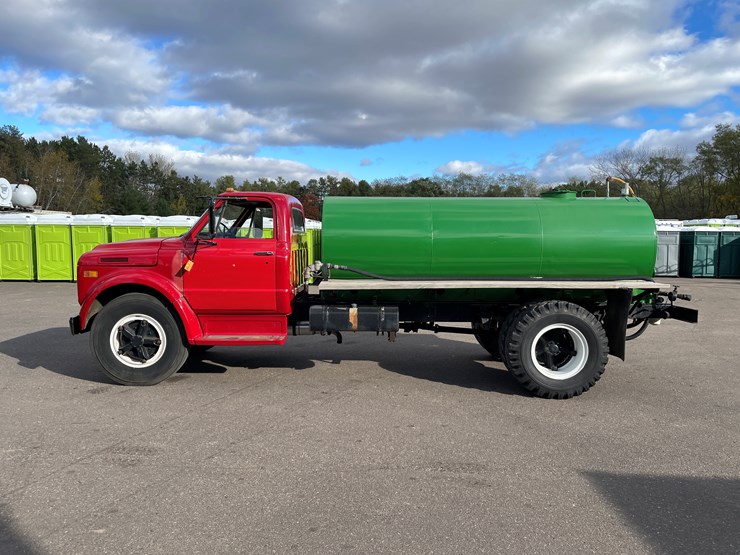 1969-chevrolet-c30-image-8