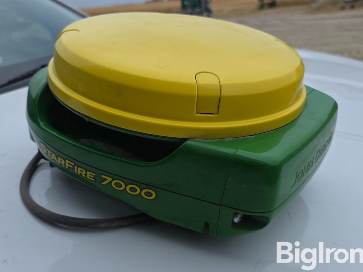 2022-john-deere-7000-image-7