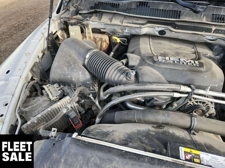 2016-ram-2500-slt-image-18