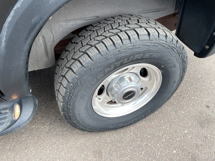 2003-ford-excursion-image-39