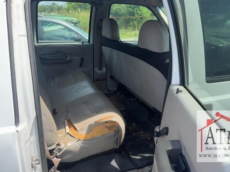 2001-ford-f450-image-14