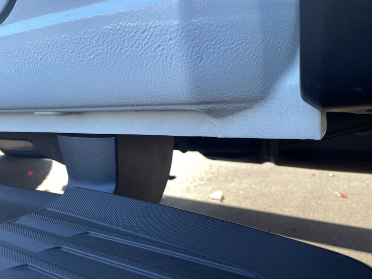 2025-chevrolet-silverado-image-28