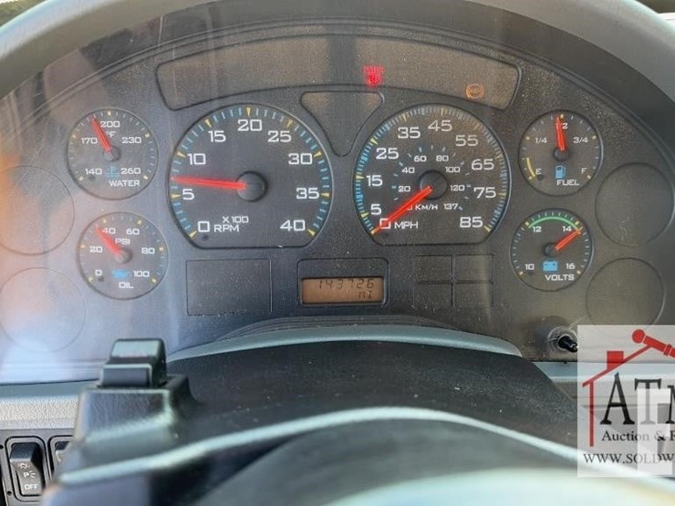 2004-international-durastar-4200-image-18