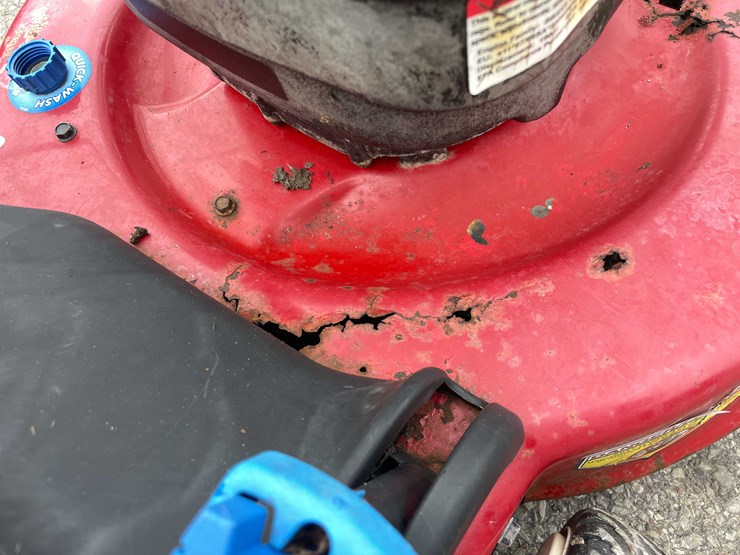 #14030-•-(2)-toro-recycler-lawn-mowers-(o4)-image-23