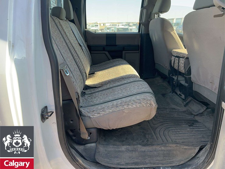 2017-ford-f550-image-16