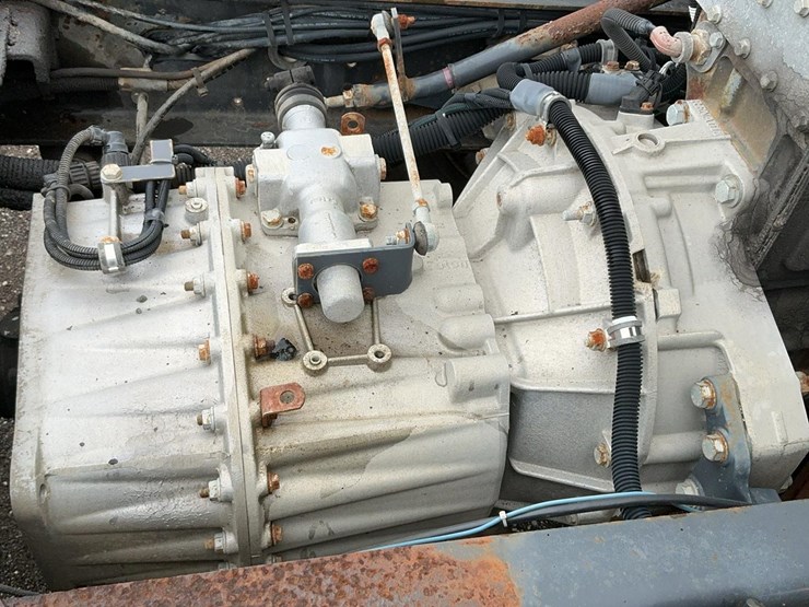 #2001-•-2011-mack-midlum-truck-chassis-image-44