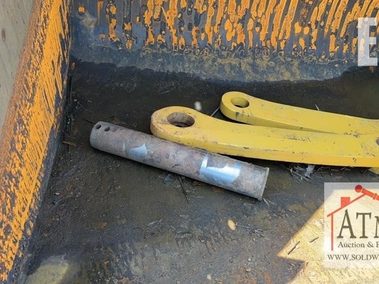 2003-caterpillar-345b-image-34