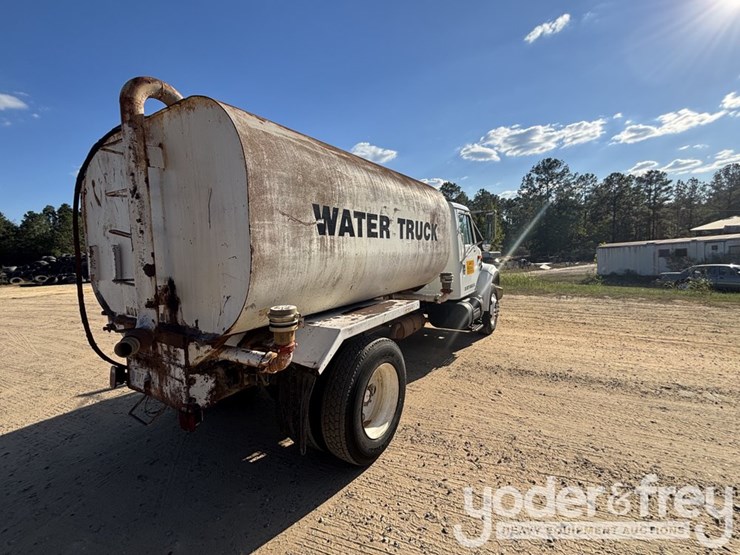 1999-international-4900-image-5