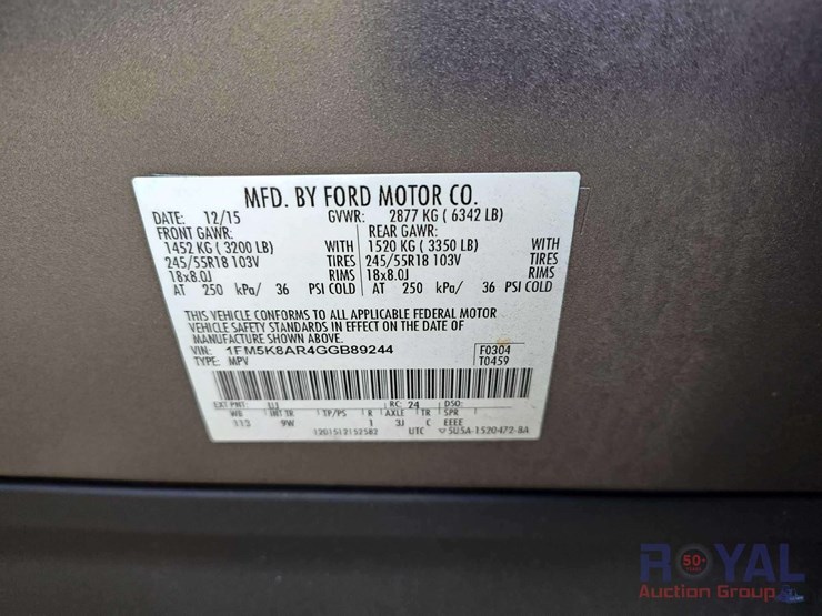 2016-ford-explorer-image-5