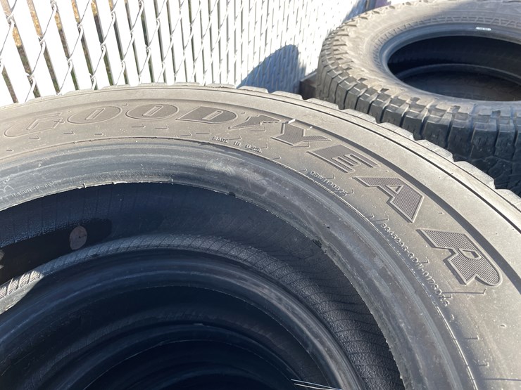 #5702-•-(5)-goodyear-g622-rsd19.5-tires-image-6