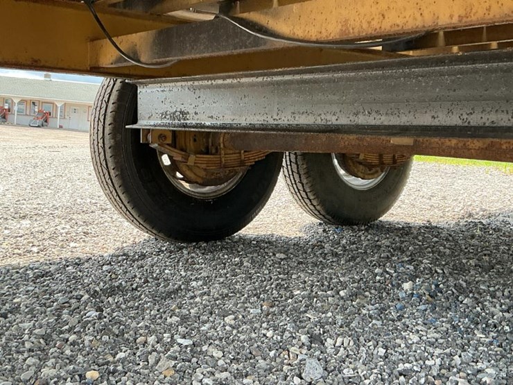 #2200-•-appalachian-equipment-trailer-image-15