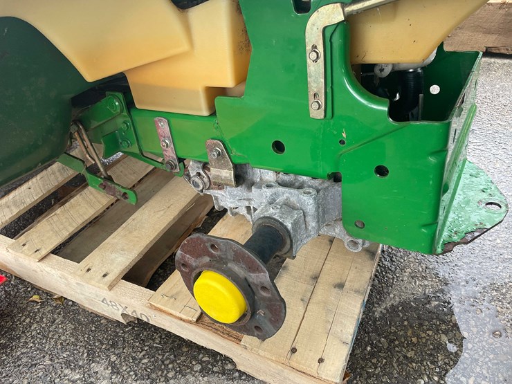 john-deere-gt235-image-22