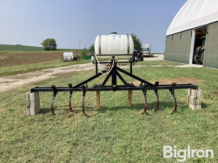 3-pt-cultivator-w/55-gallon-poly-tank-image-6
