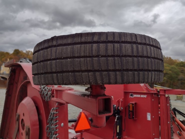 bush-hog-1815-image-9